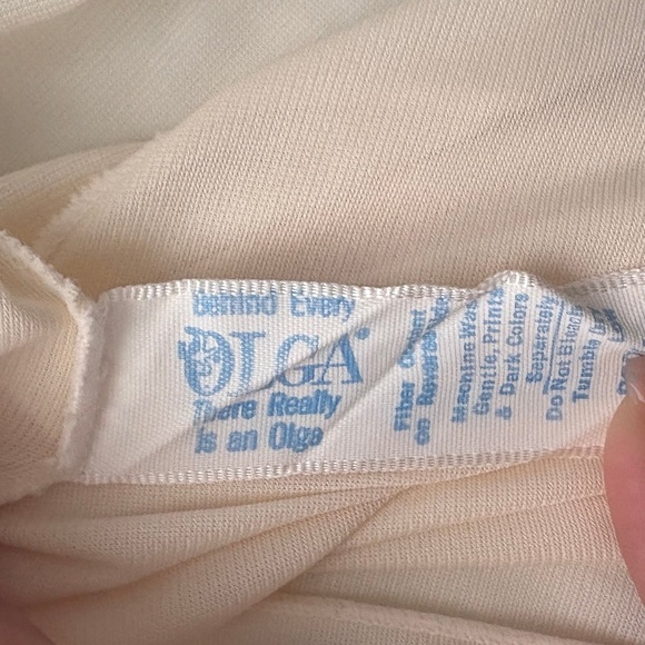 Olga Vintage Cream Yellow Maxi Nightgown Bodysilk Made in USA Lingerie - Picture 7 of 8